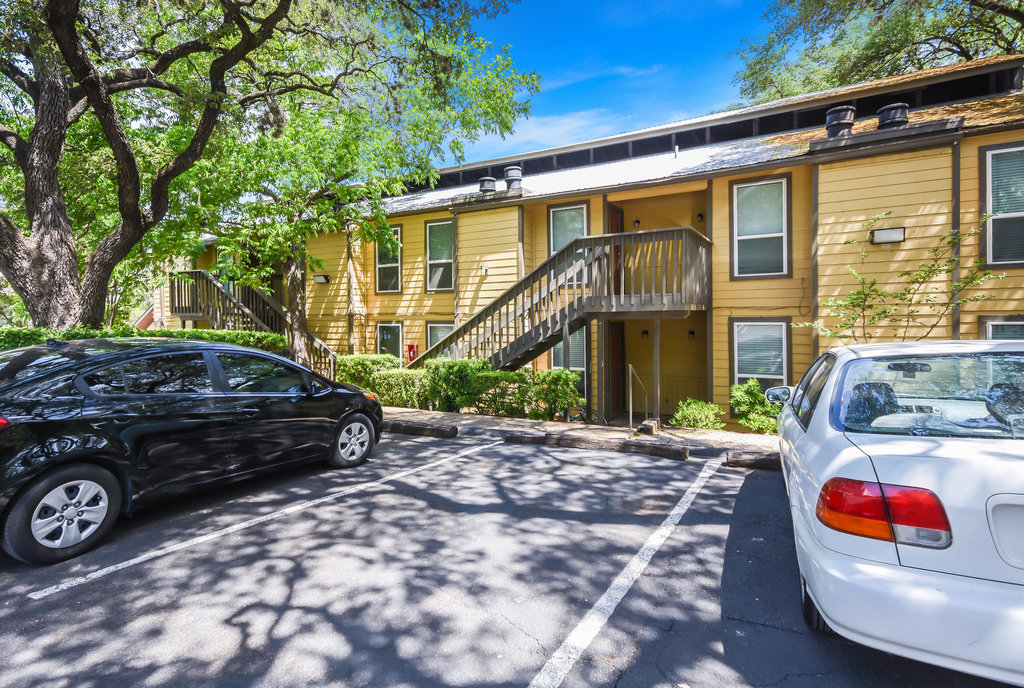 1000 W 26th St Austin, Texas 78705