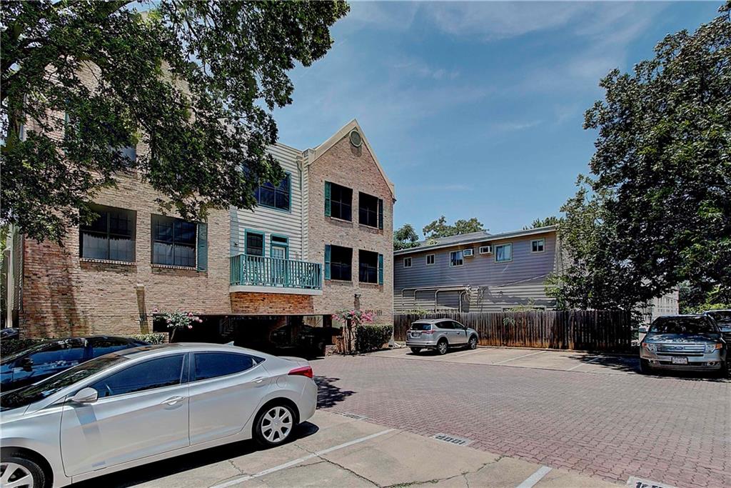 2300 Leon #204 Austin, Texas 78705