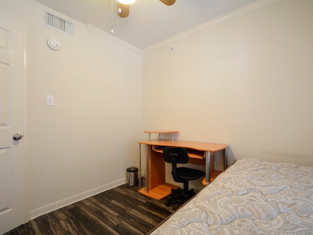 501 W 26th St #102 Austin, Texas 78705
