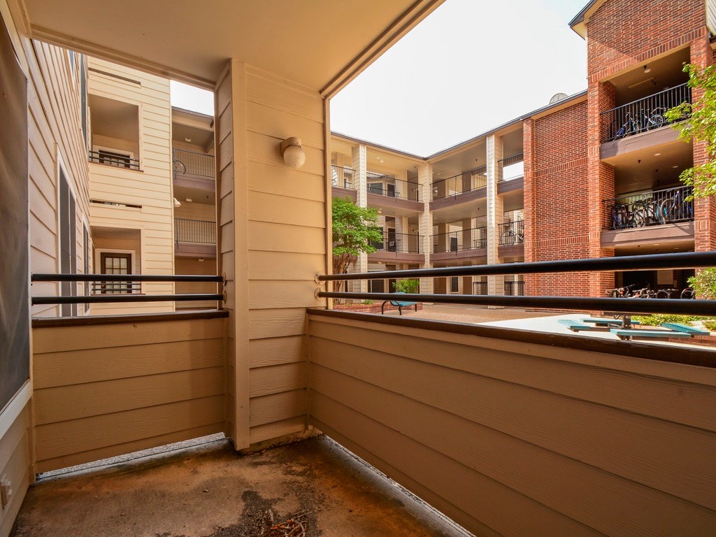 501 W 26th St #102 Austin, Texas 78705