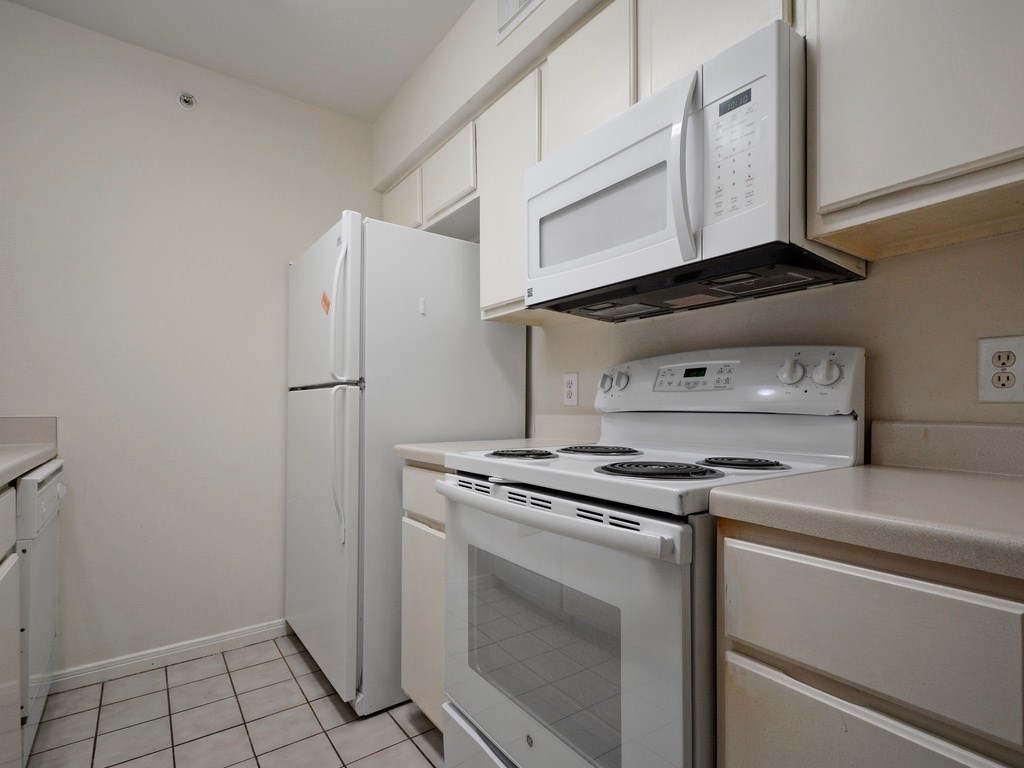 501 W 26th St #102 Austin, Texas 78705