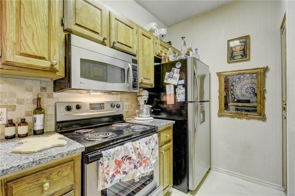 914 W 26th #206 Austin, Texas 78705