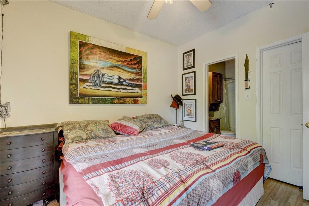914 W 26th #206 Austin, Texas 78705