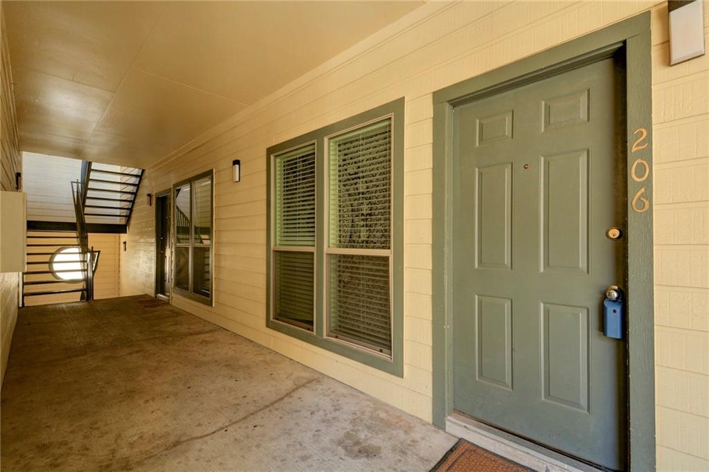 914 W 26th #206 Austin, Texas 78705