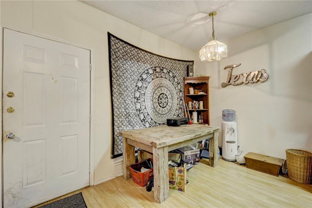 914 W 26th #206 Austin, Texas 78705