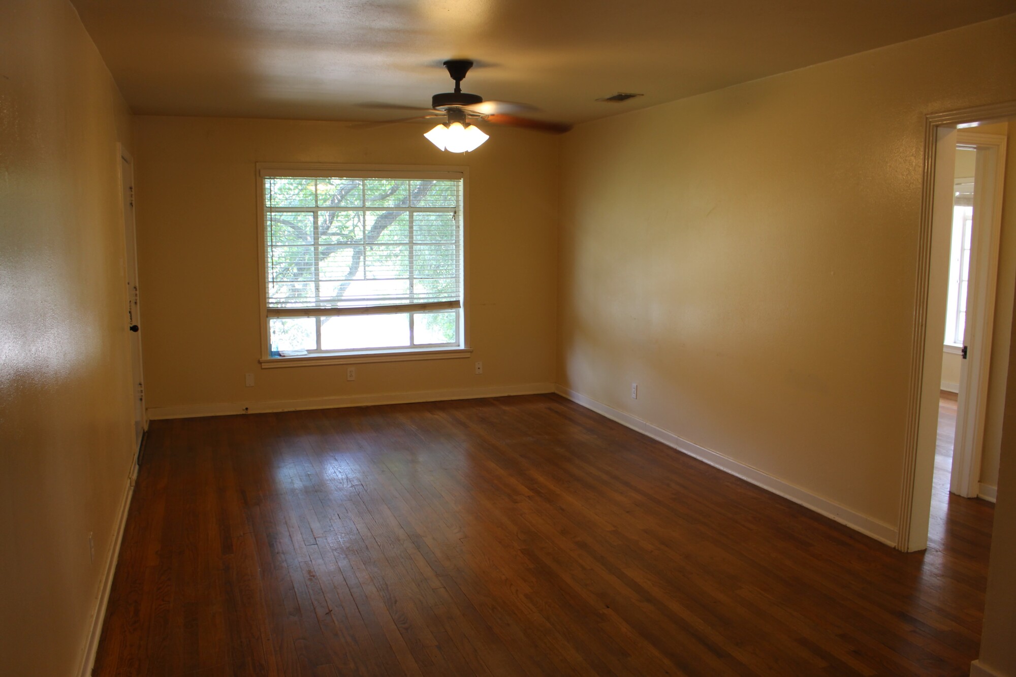 301 E 34th #105 Austin, Texas 78705