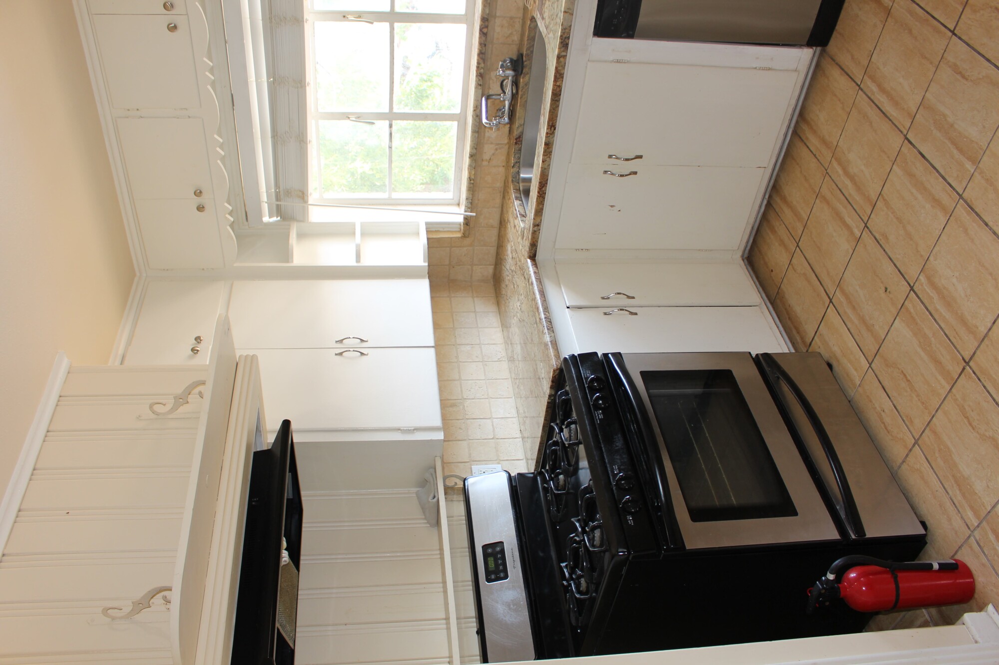 301 E 34th #105 Austin, Texas 78705