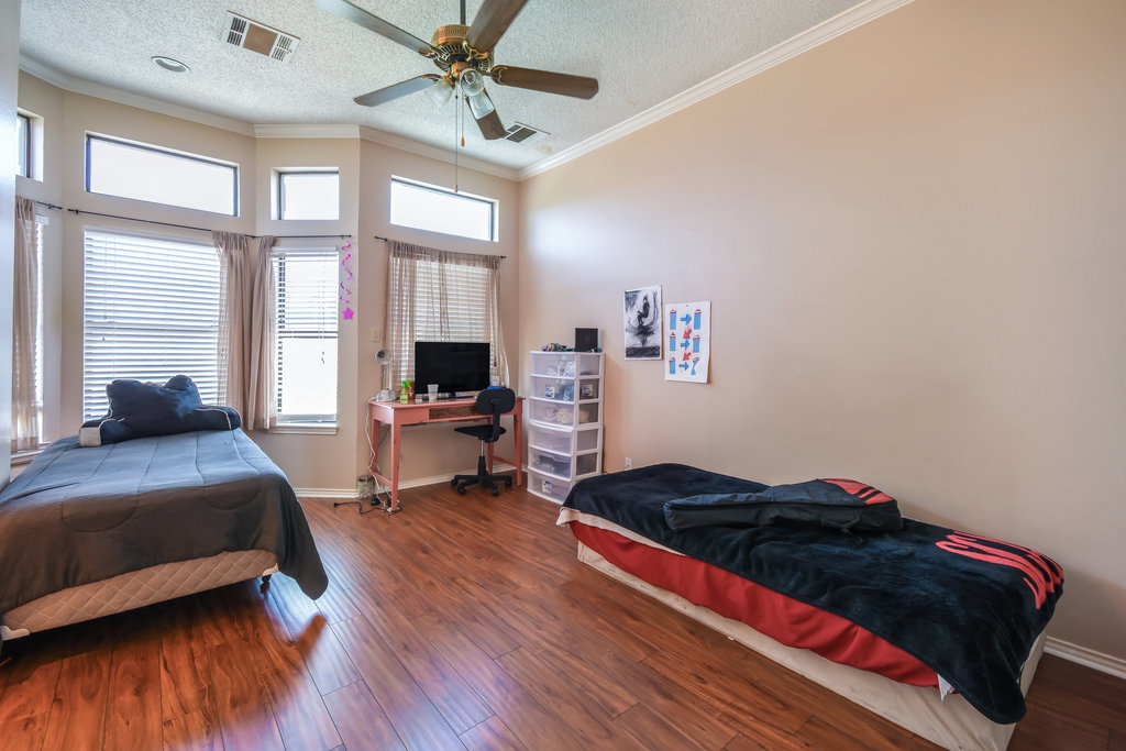 2802 Nueces #312 Austin, Texas 78705