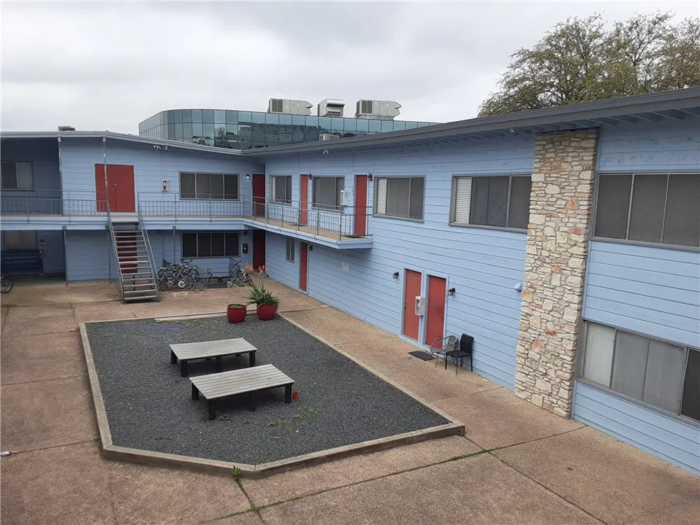 2408 Longview #212 Austin, Texas 78705