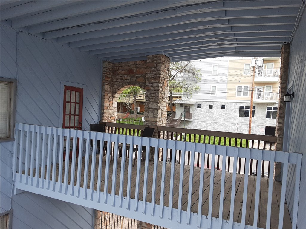 2408 Longview #212 Austin, Texas 78705