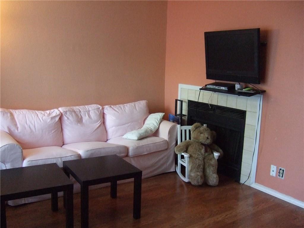 2804 Rio Grande #203 Austin, Texas 78705