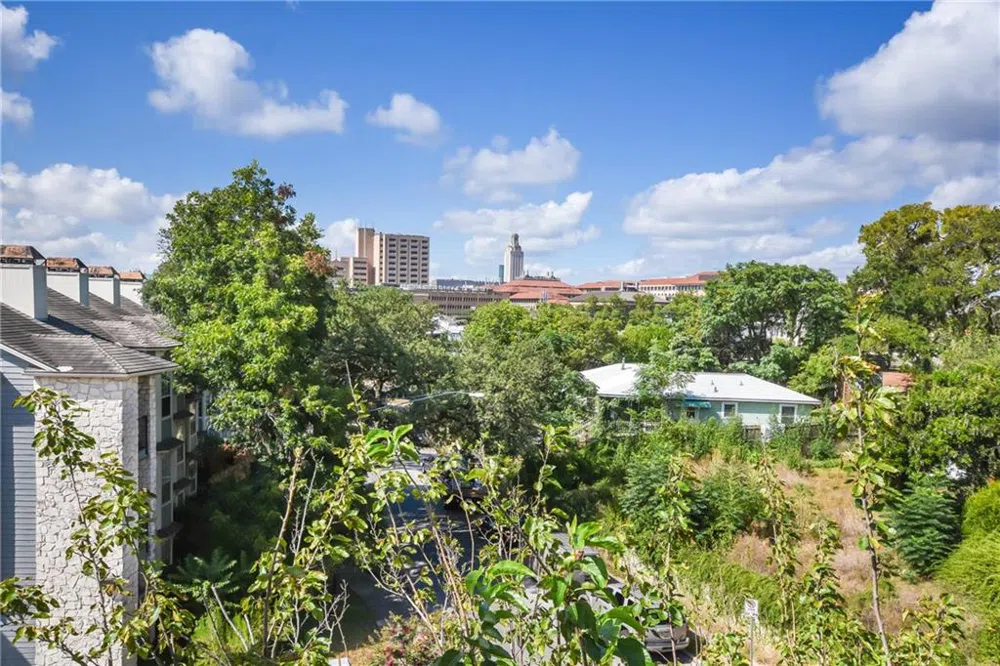 3115 Tom Green #404 Austin, Texas 78705