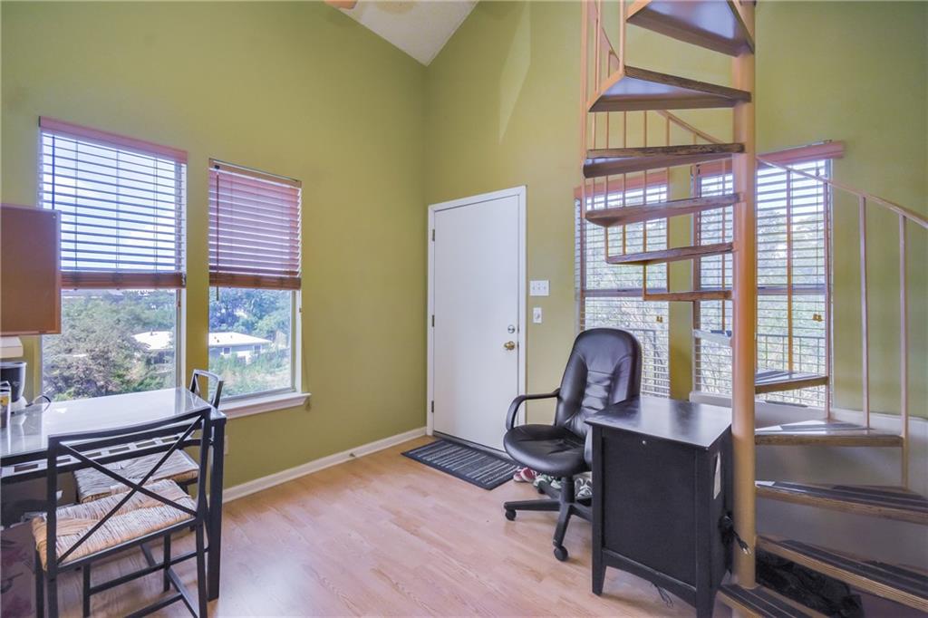 3115 Tom Green #404 Austin, Texas 78705