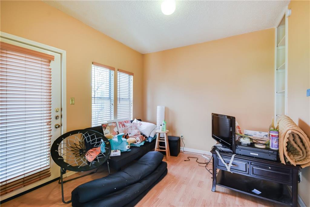 3115 Tom Green #404 Austin, Texas 78705