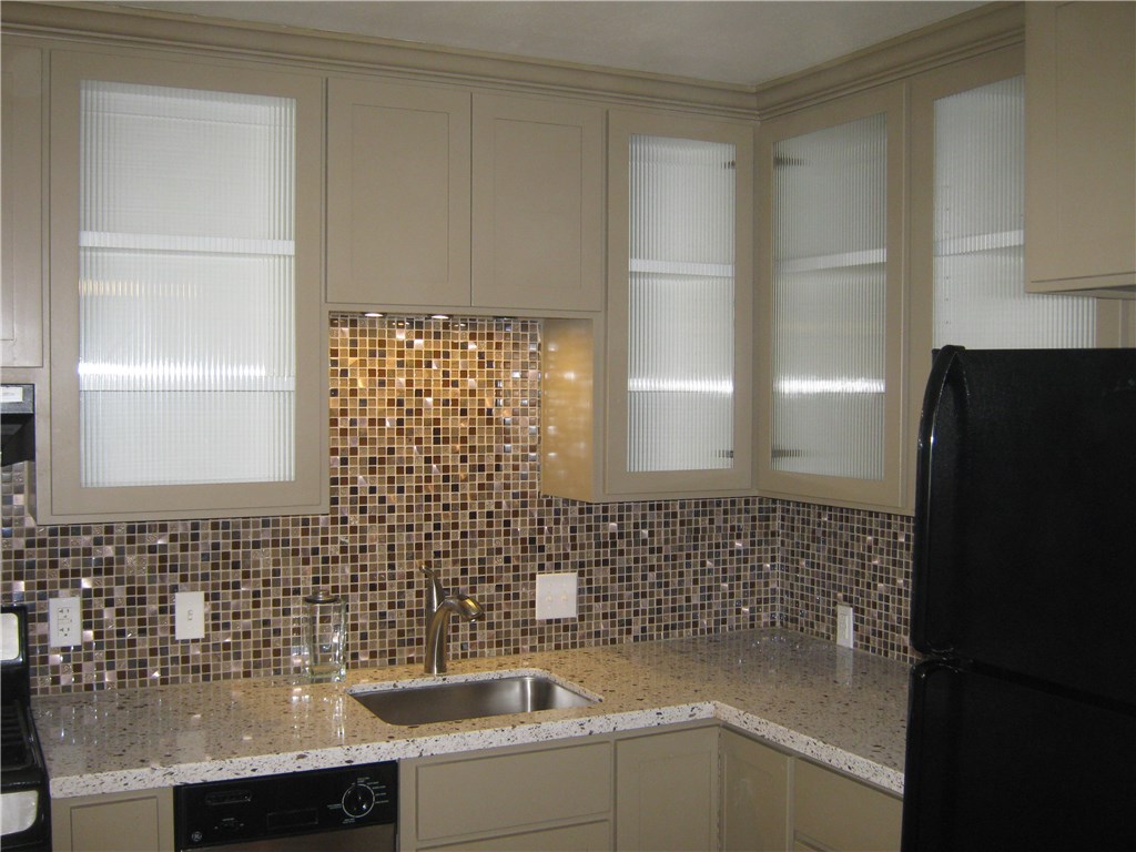 803 W 28th #202 Austin, Texas 78705