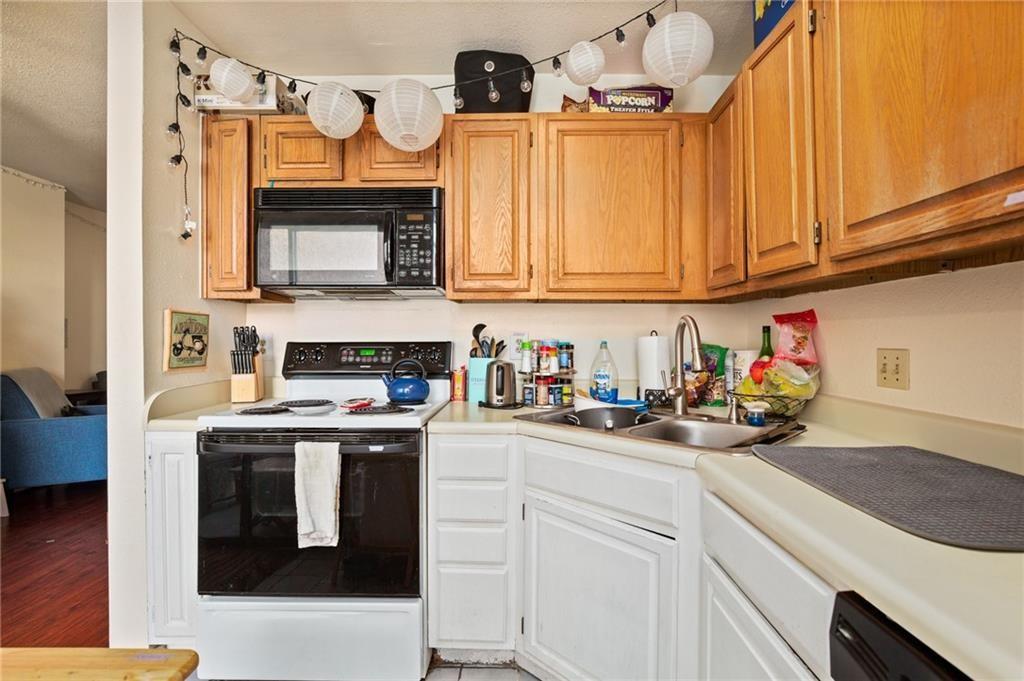 2409 Leon #101 Austin, Texas 78705