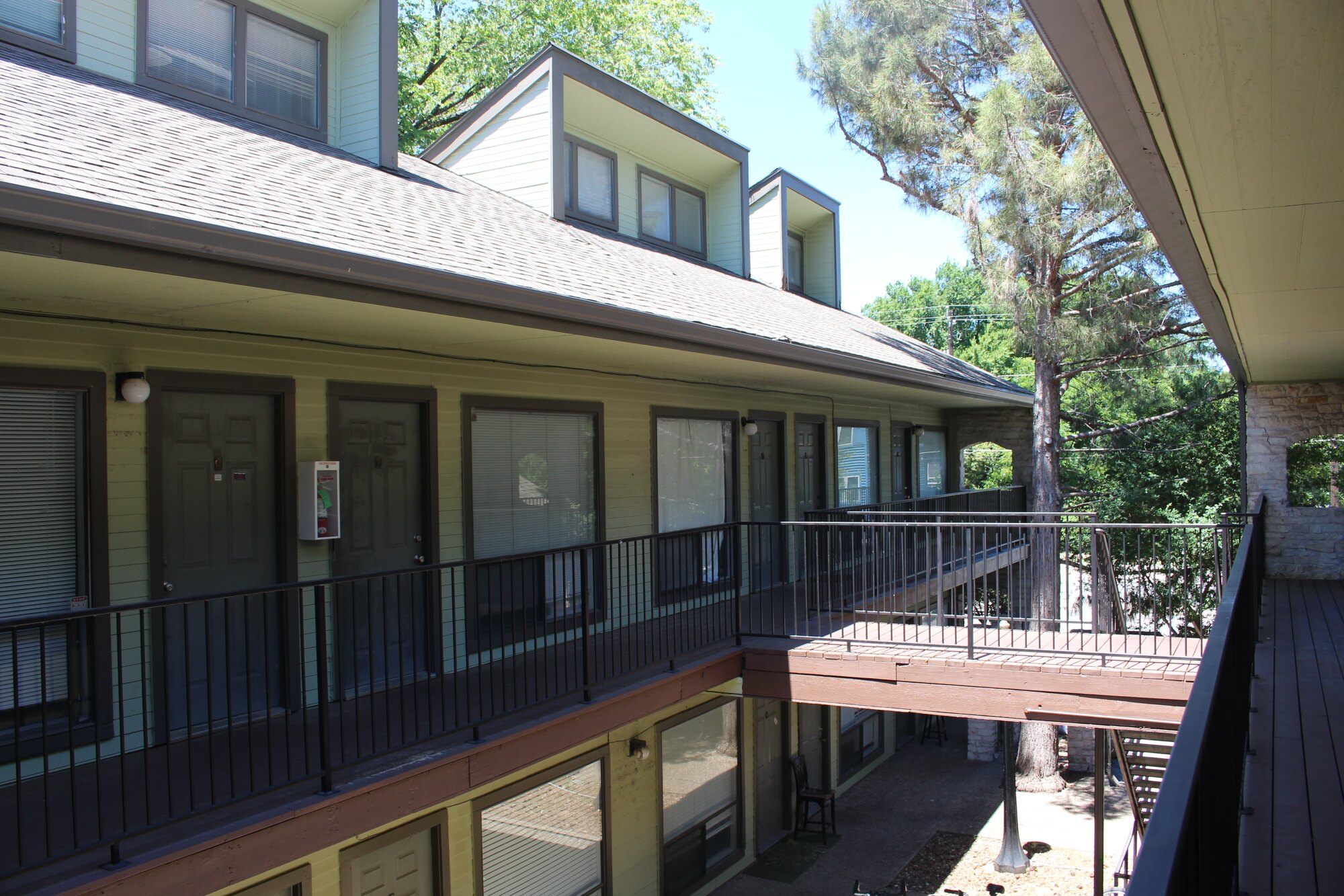 2815 Rio Grande #212 Austin, Texas 78705