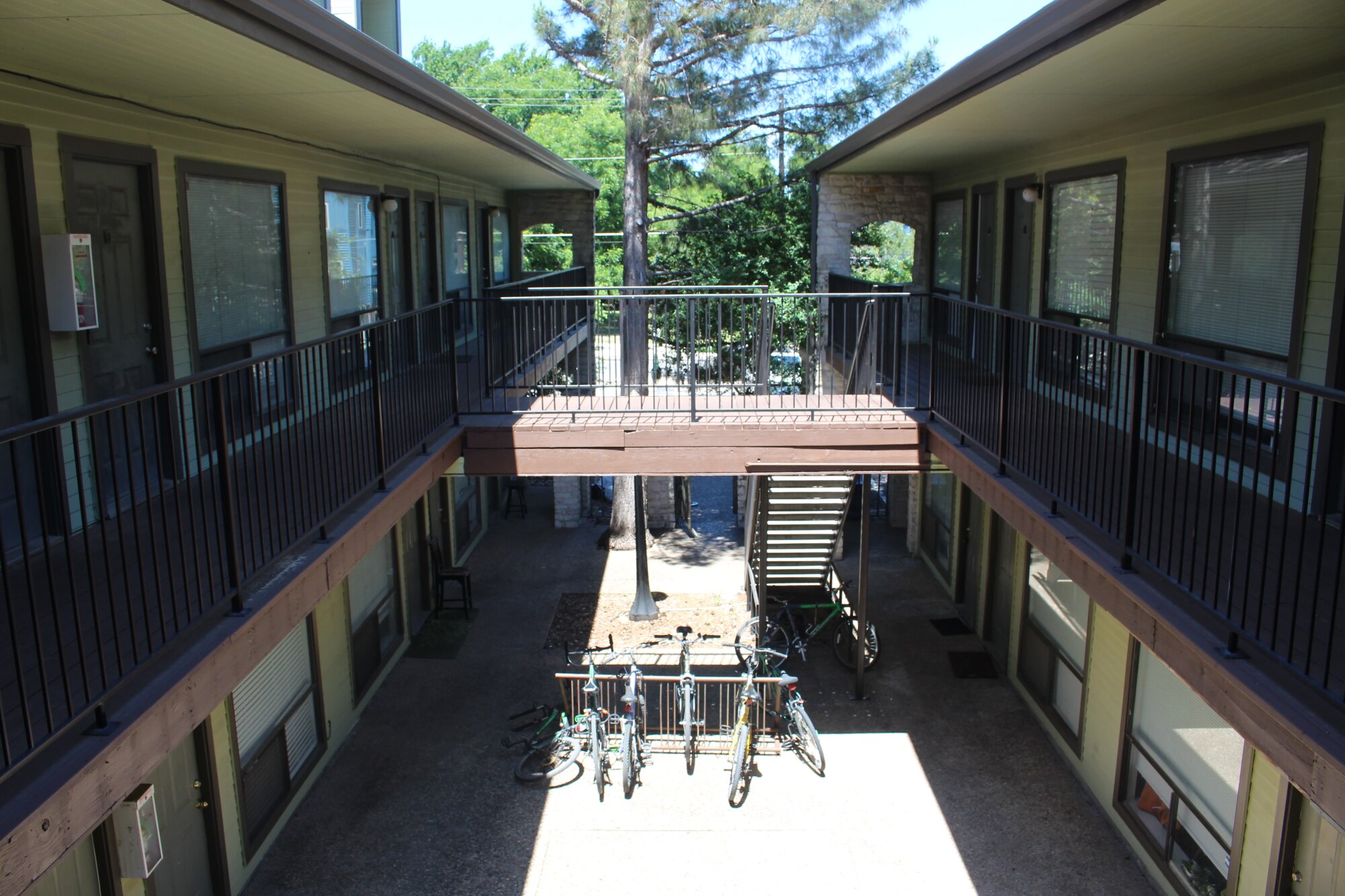 2815 Rio Grande #212 Austin, Texas 78705