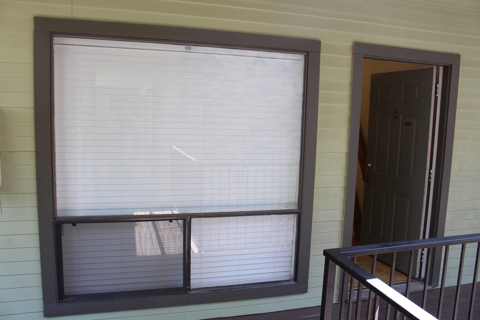 2815 Rio Grande #212 Austin, Texas 78705
