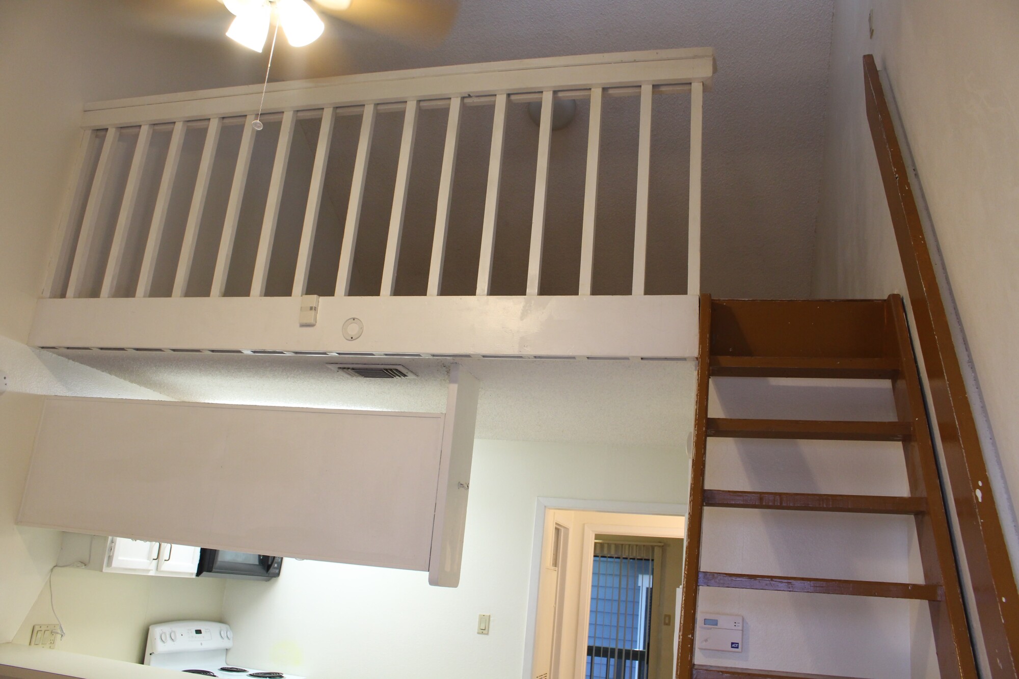 2815 Rio Grande #212 Austin, Texas 78705