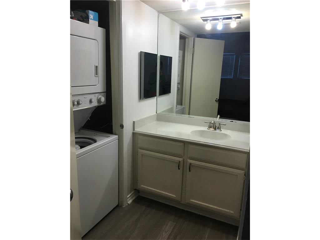 2311 Nueces #303 Austin, Texas 78705