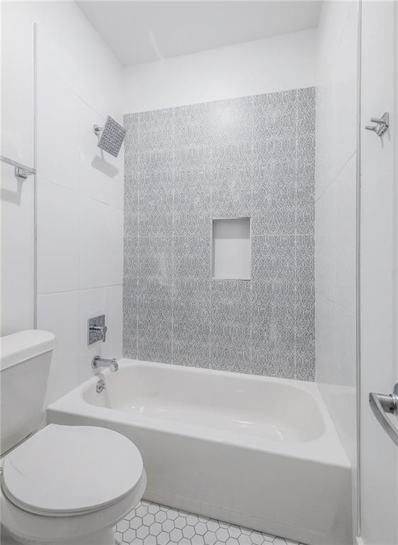 908 Poplar #105 Austin, Texas 78705