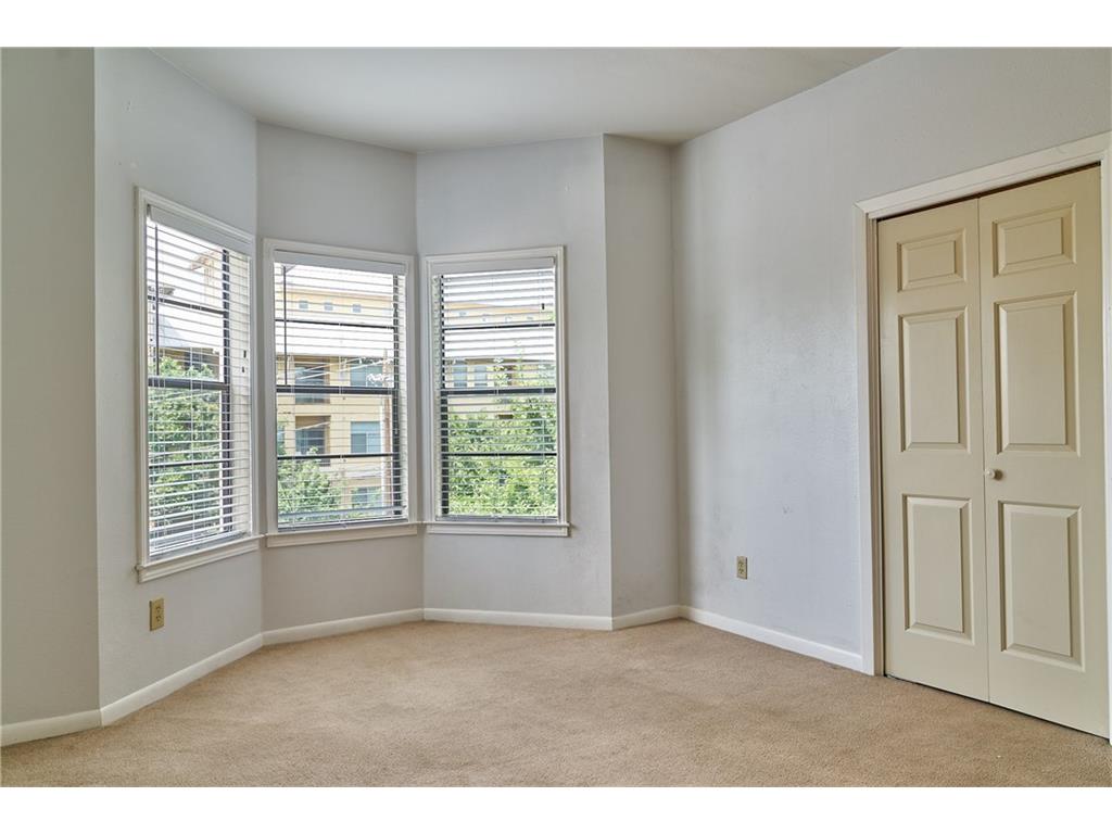 915 W 23rd #202 Austin, Texas 78705