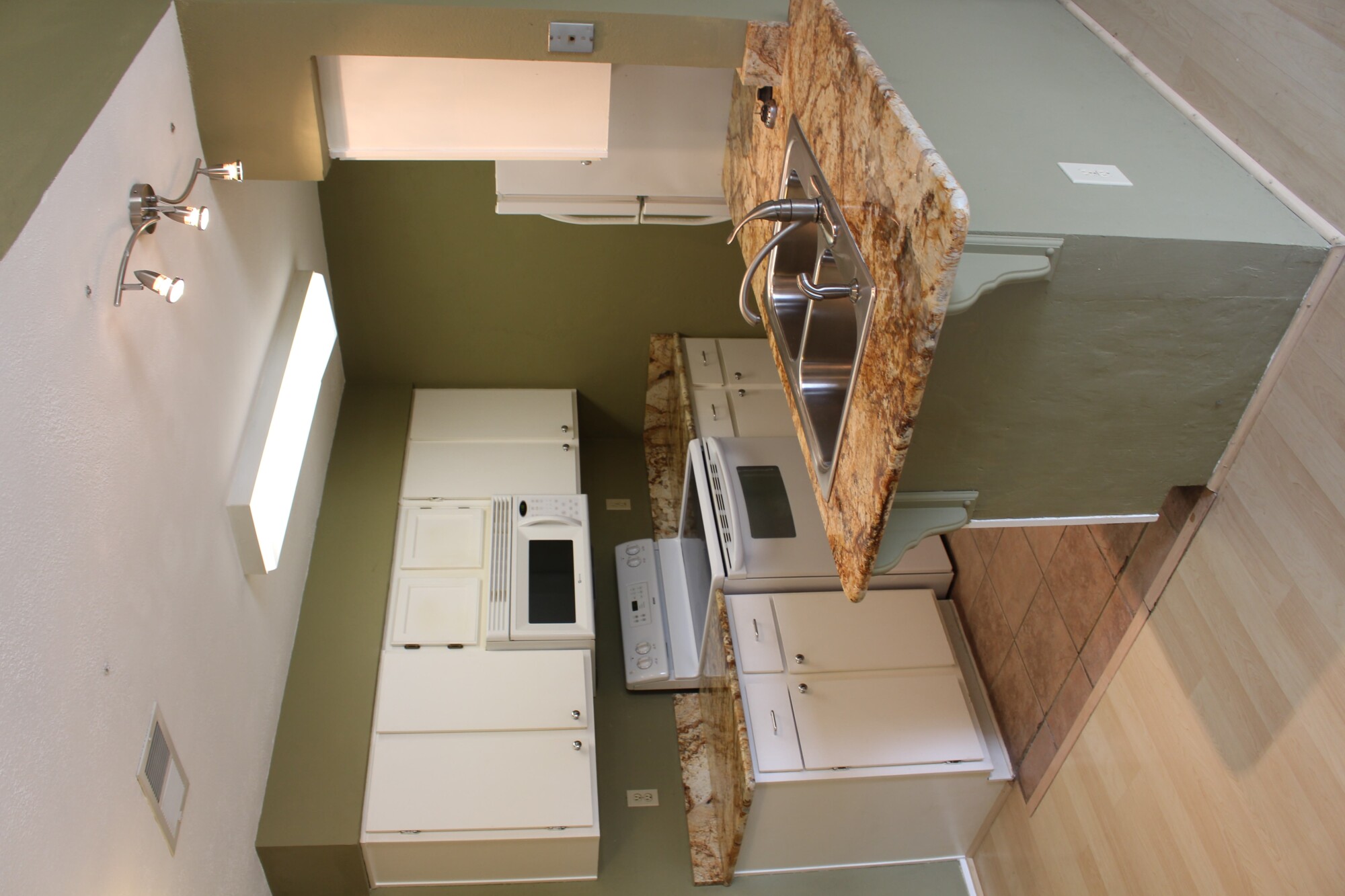 114 E 31st  #301 Austin, Texas 78705