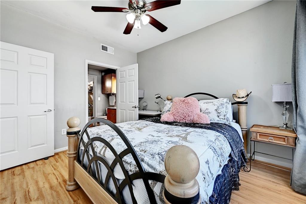 2502 Leon #407 Austin, Texas 78705