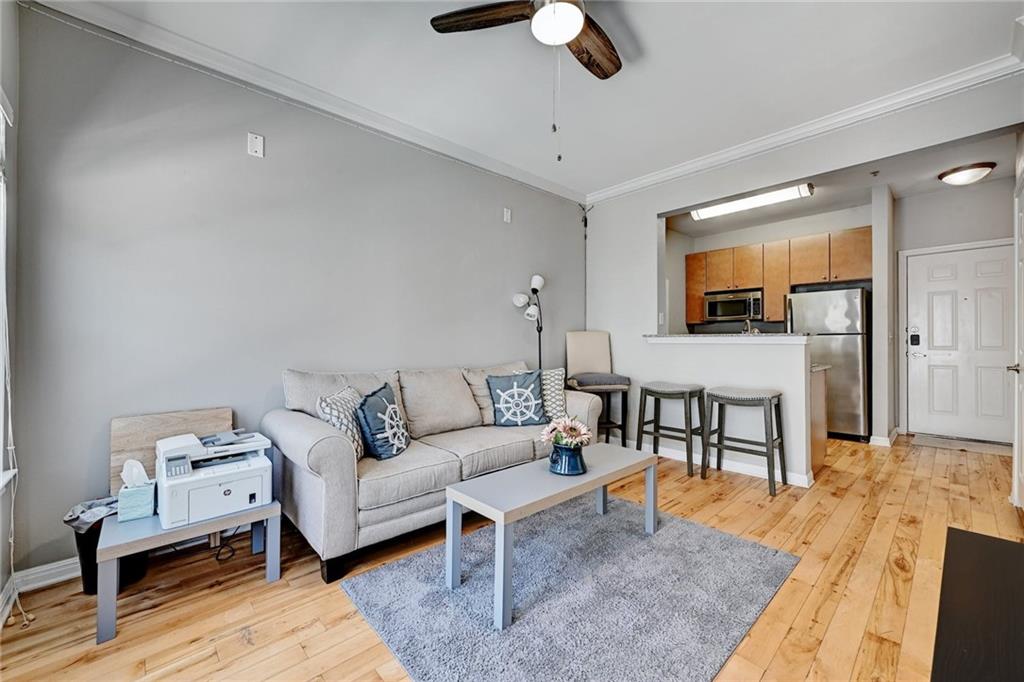 2502 Leon #407 Austin, Texas 78705