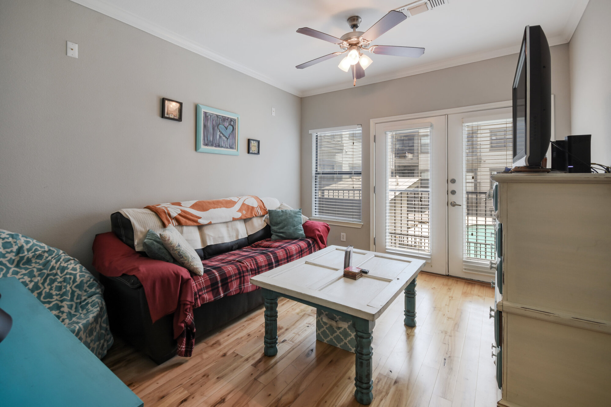 2502 Leon St. #313 Austin, Texas 78705