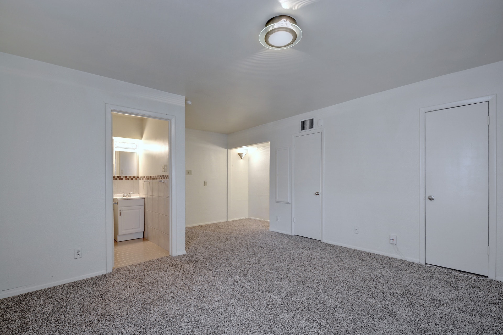 129 Coleman Austin, Texas 78704