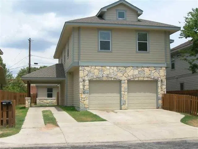1904 W. 42nd Unit A Austin, Texas 78731