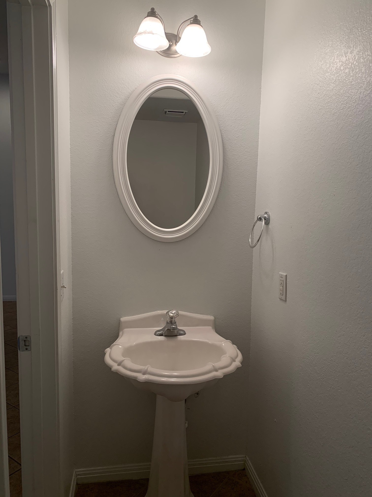 1904 W. 42nd Unit A Austin, Texas 78731