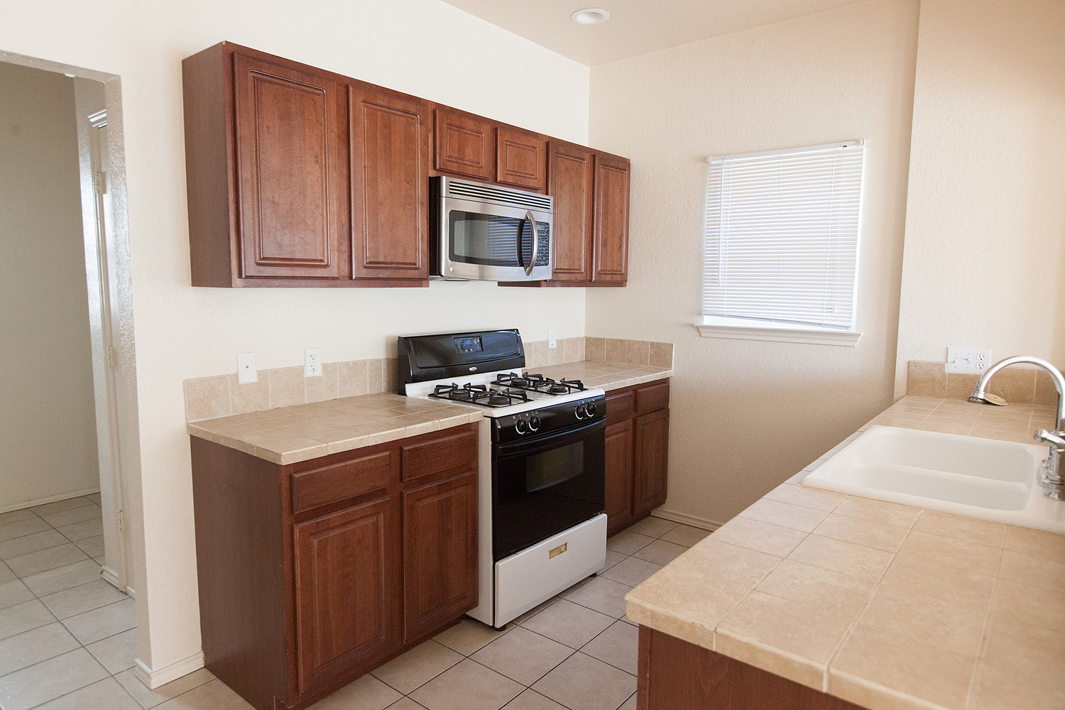 2206 Pennsylvania #B Austin, Texas 78702
