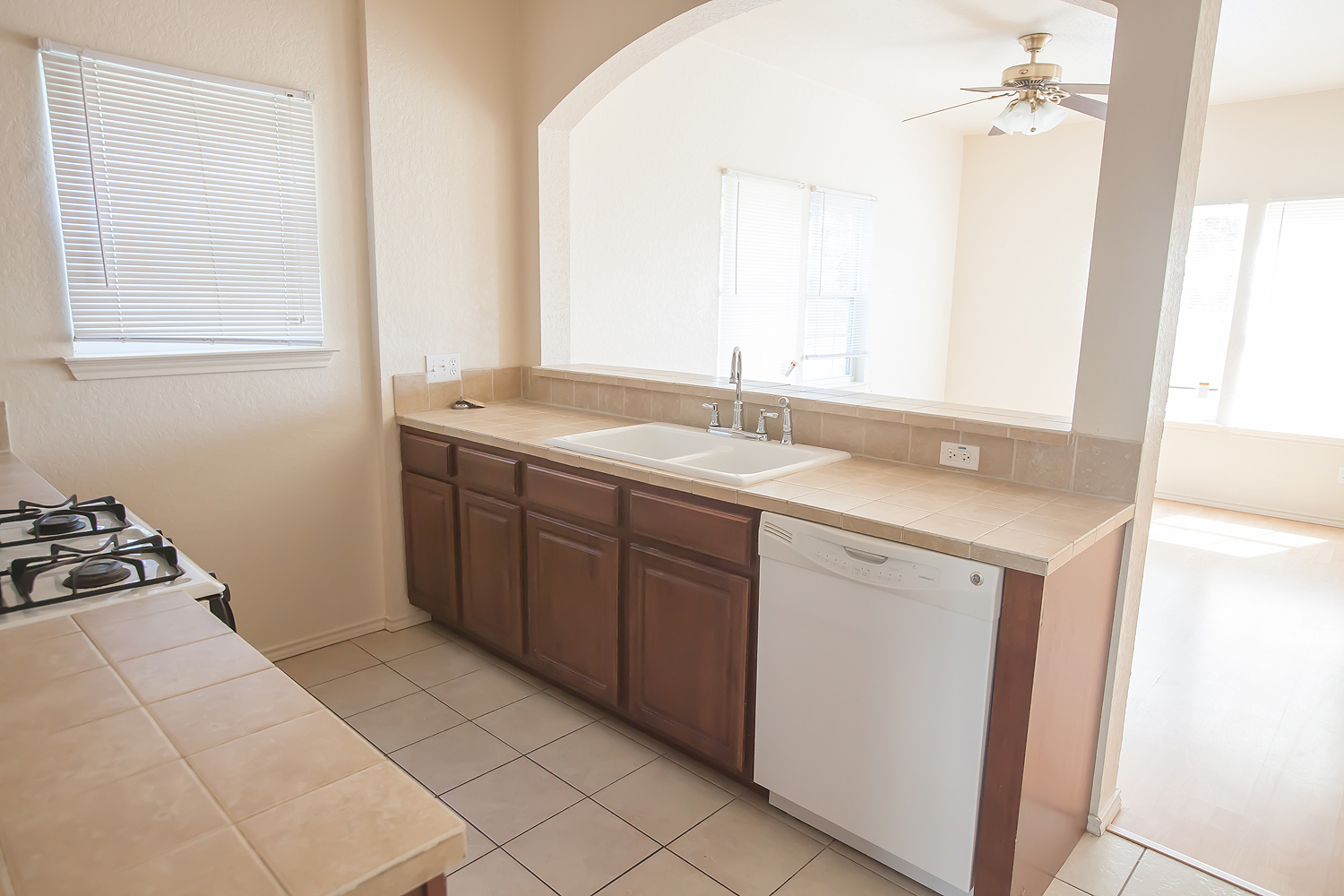 2206 Pennsylvania #B Austin, Texas 78702