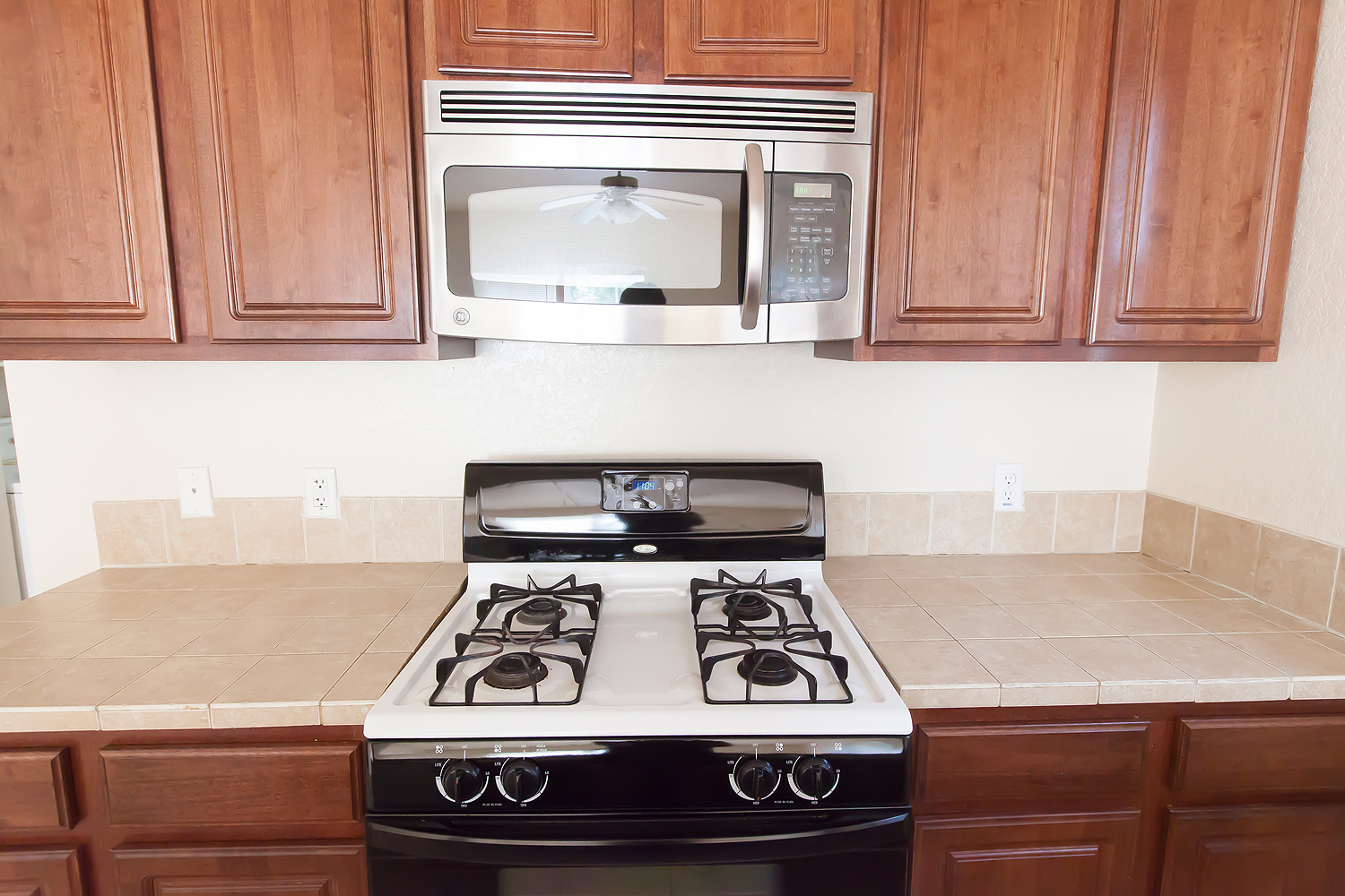 2206 Pennsylvania #B Austin, Texas 78702