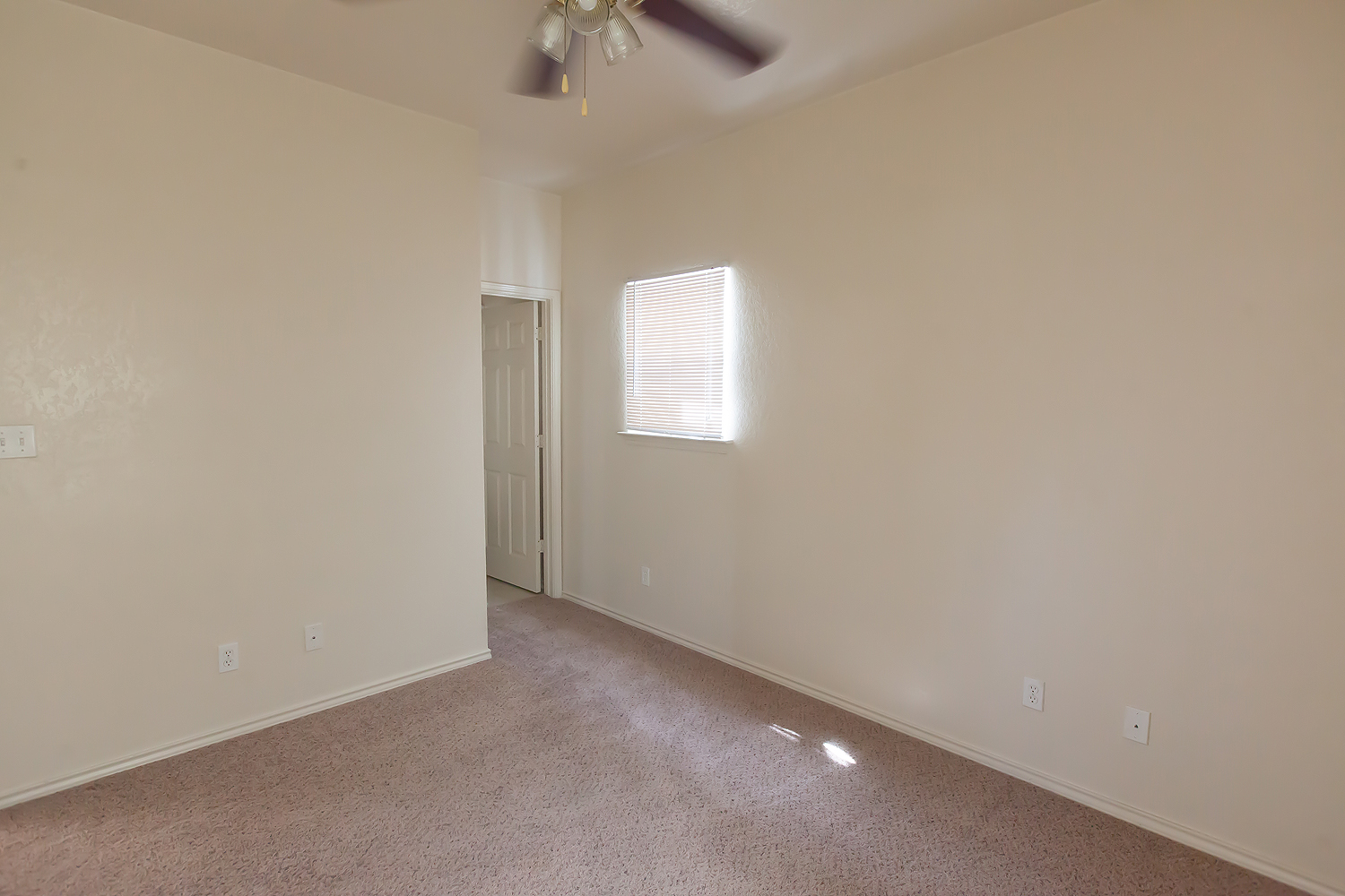 2206 Pennsylvania #B Austin, Texas 78702