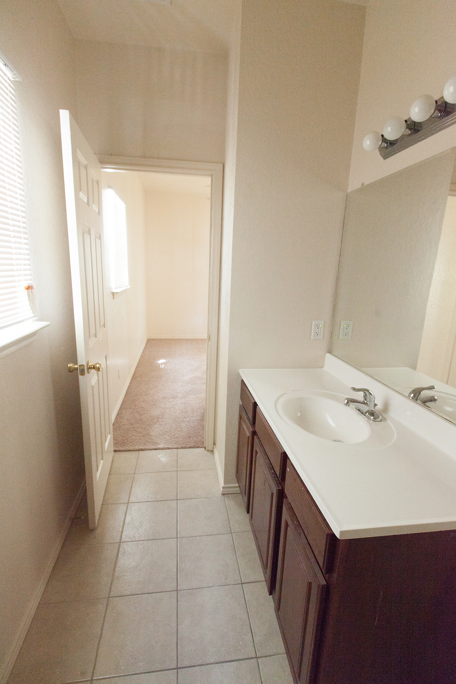 2206 Pennsylvania #B Austin, Texas 78702