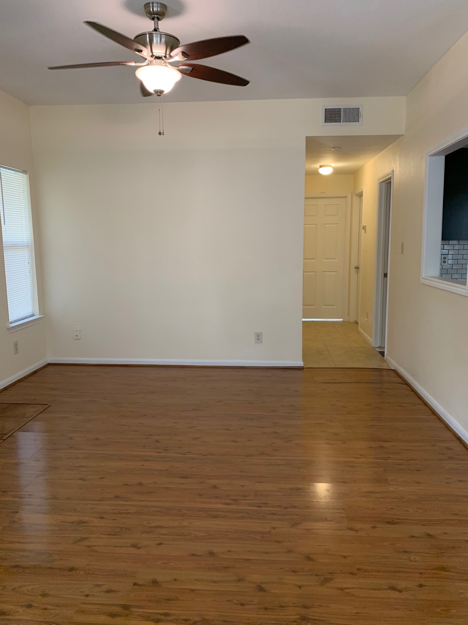 3115 Tom Green Unit 204 Austin, Texas 78705