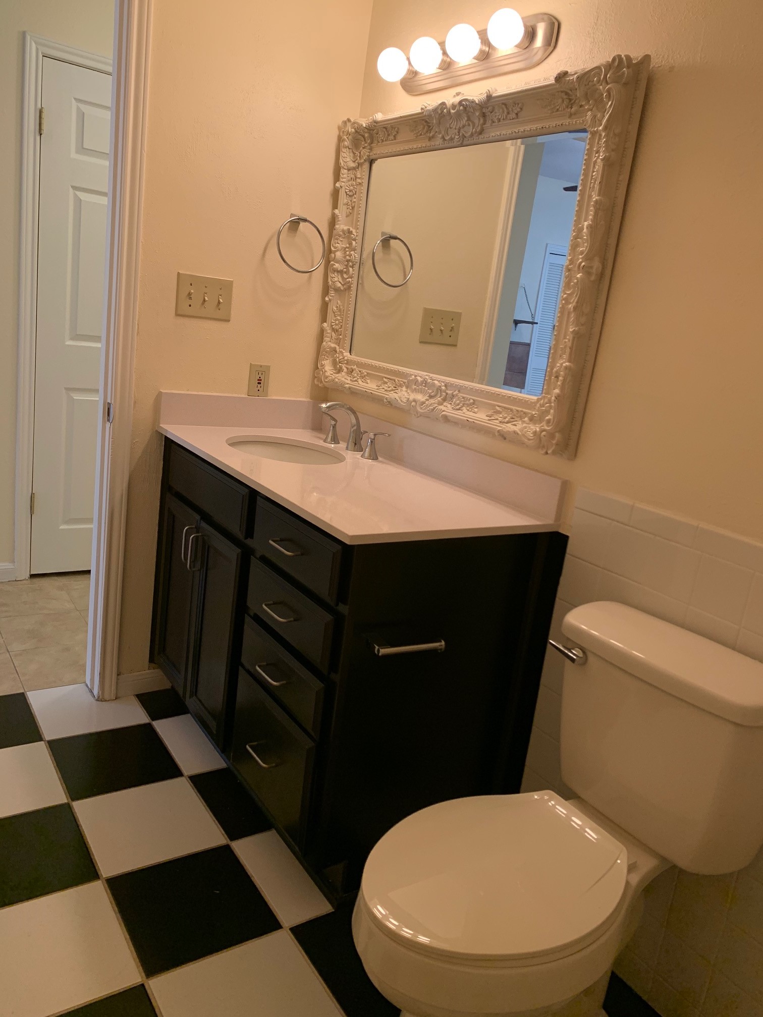 3115 Tom Green Unit 204 Austin, Texas 78705