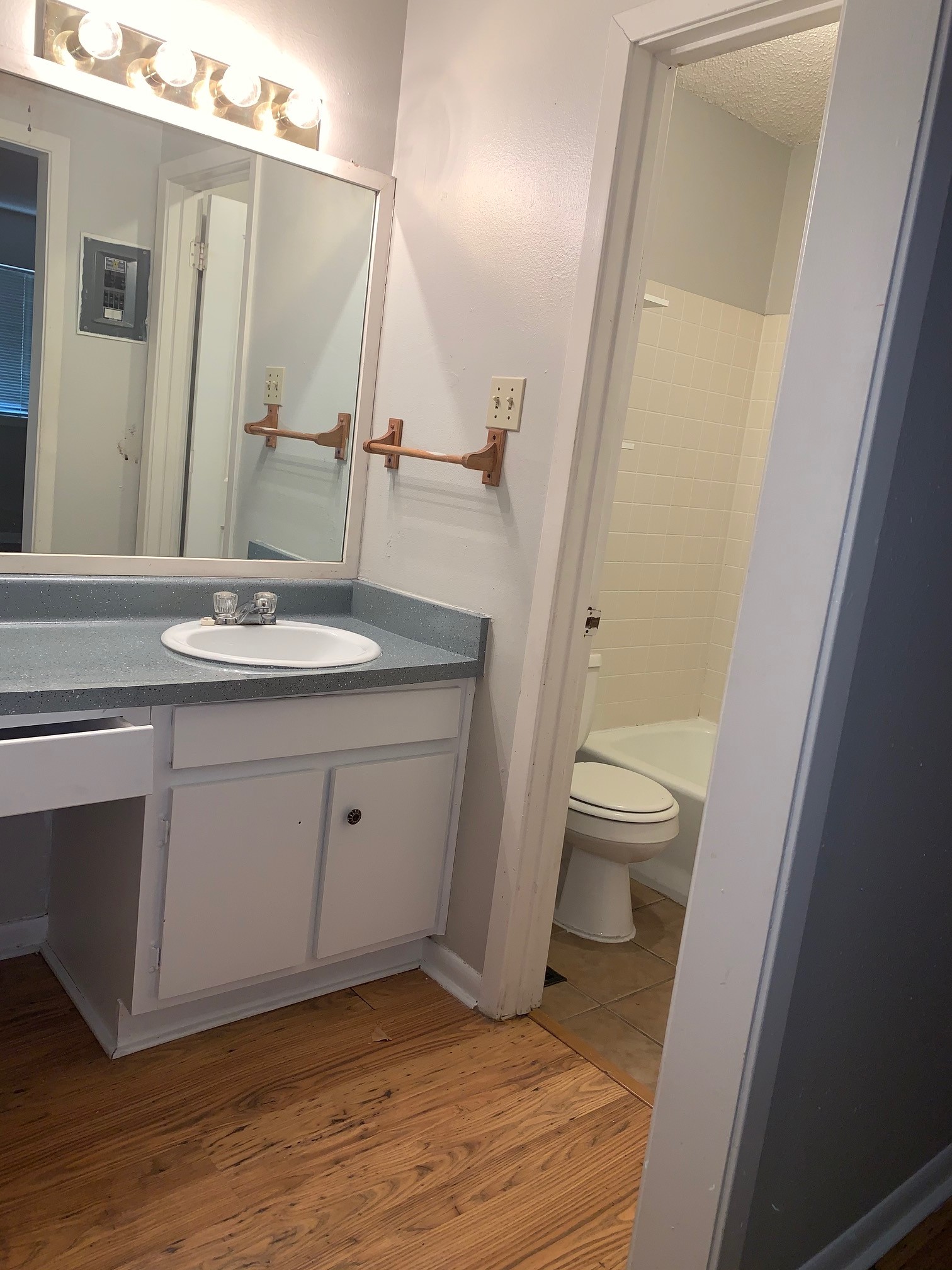 303 W 40th St Unit 101 Austin, Texas 78751