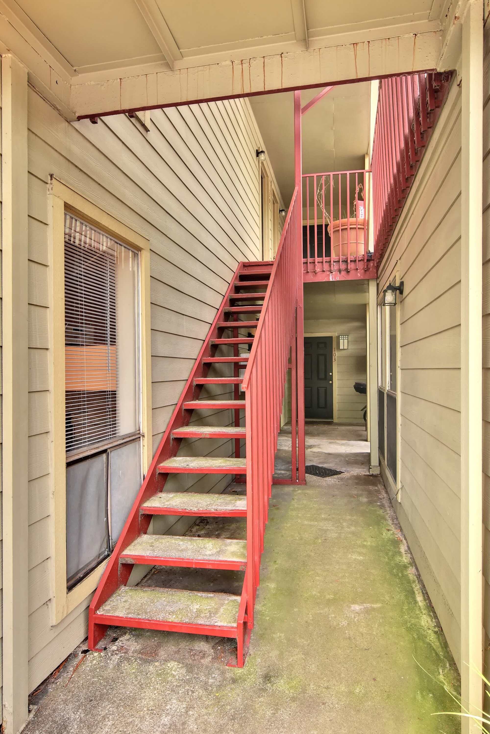 105 E 38th St Unit 100 Austin, Texas 78705