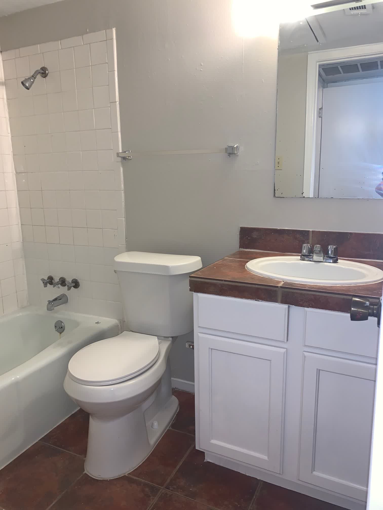 105 E 38th St Unit 100 Austin, Texas 78705