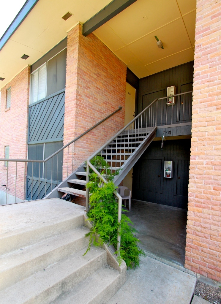 3304 Red River #105 Austin, Texas 78705