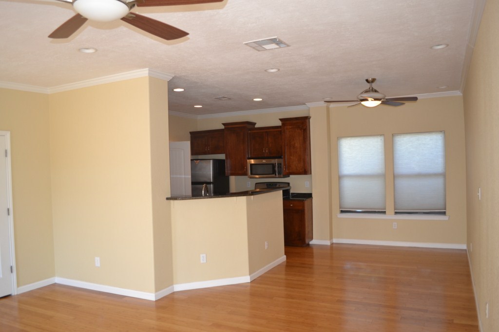 1038 E 43rd B Austin, Texas 78751