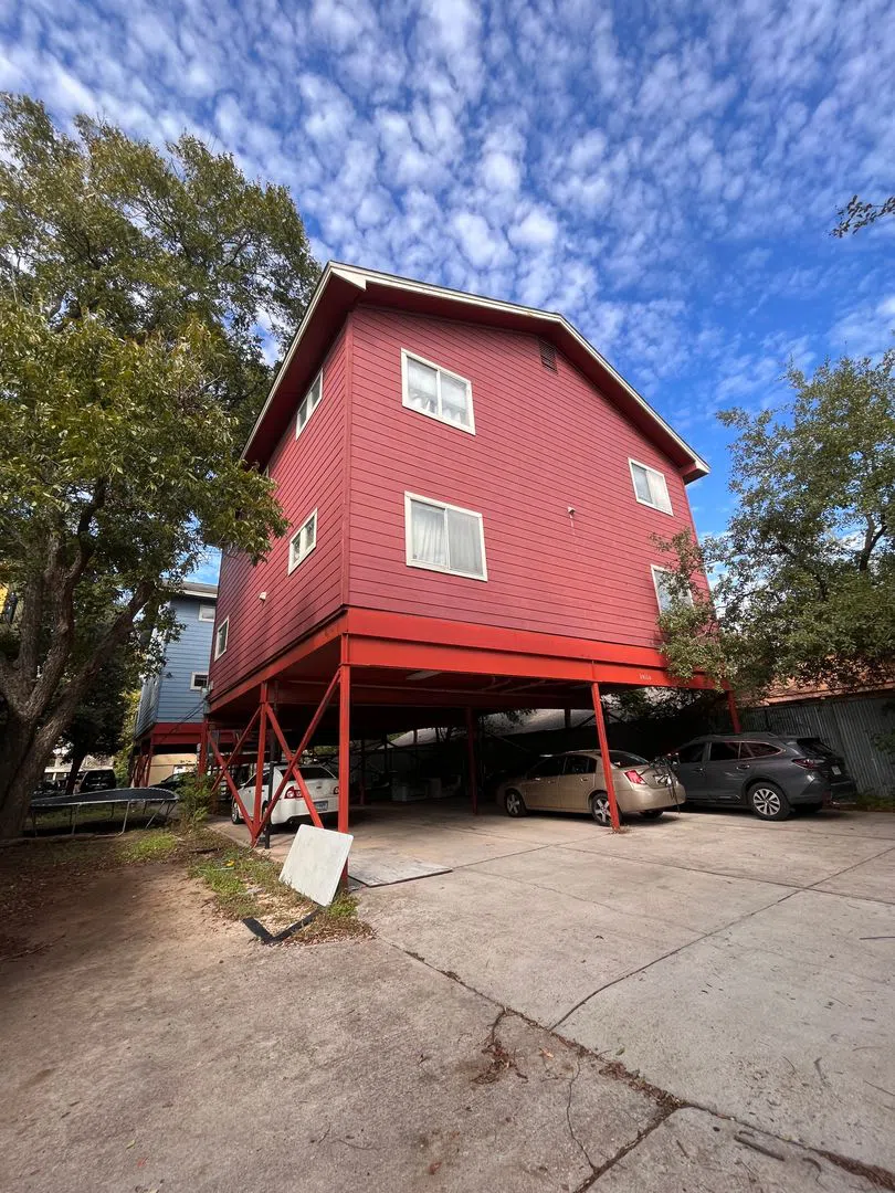 3412 Speedway Austin, Texas 78705
