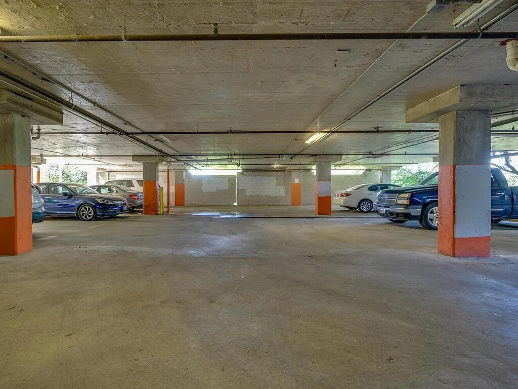 2708 San Pedro Unit 201 Austin, TX 78705