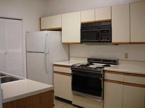 808 W 29th St Unit 102 Austin, TX 78705