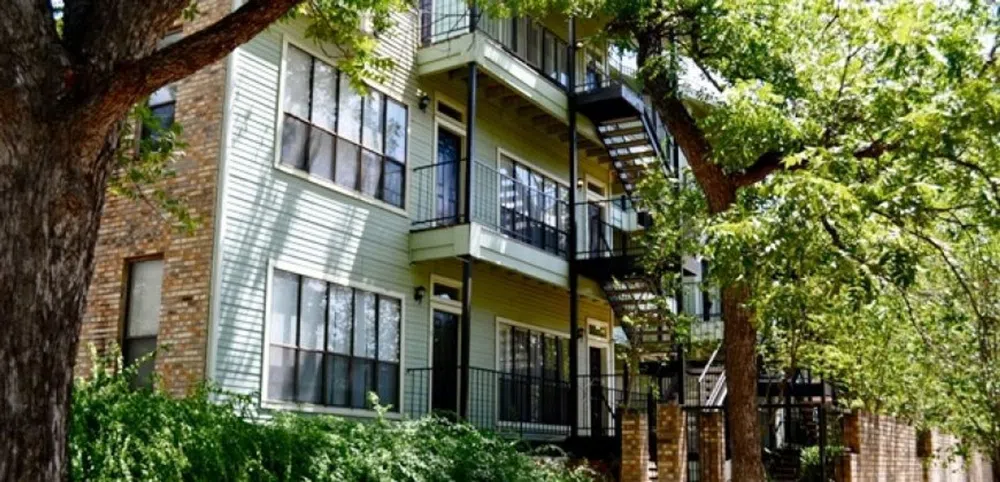915 W 22nd 1/2 Unit 101 Austin, TX 78705